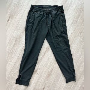 ABERCROMBIE TECH JOGGER